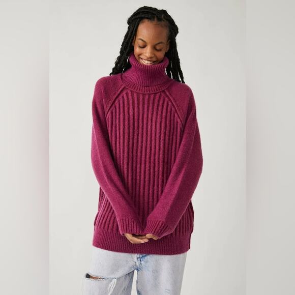 Free People Fuchsia Mulberry Turtleneck Sweater Oversized Pullover Womens XS - Picture 5 of 11